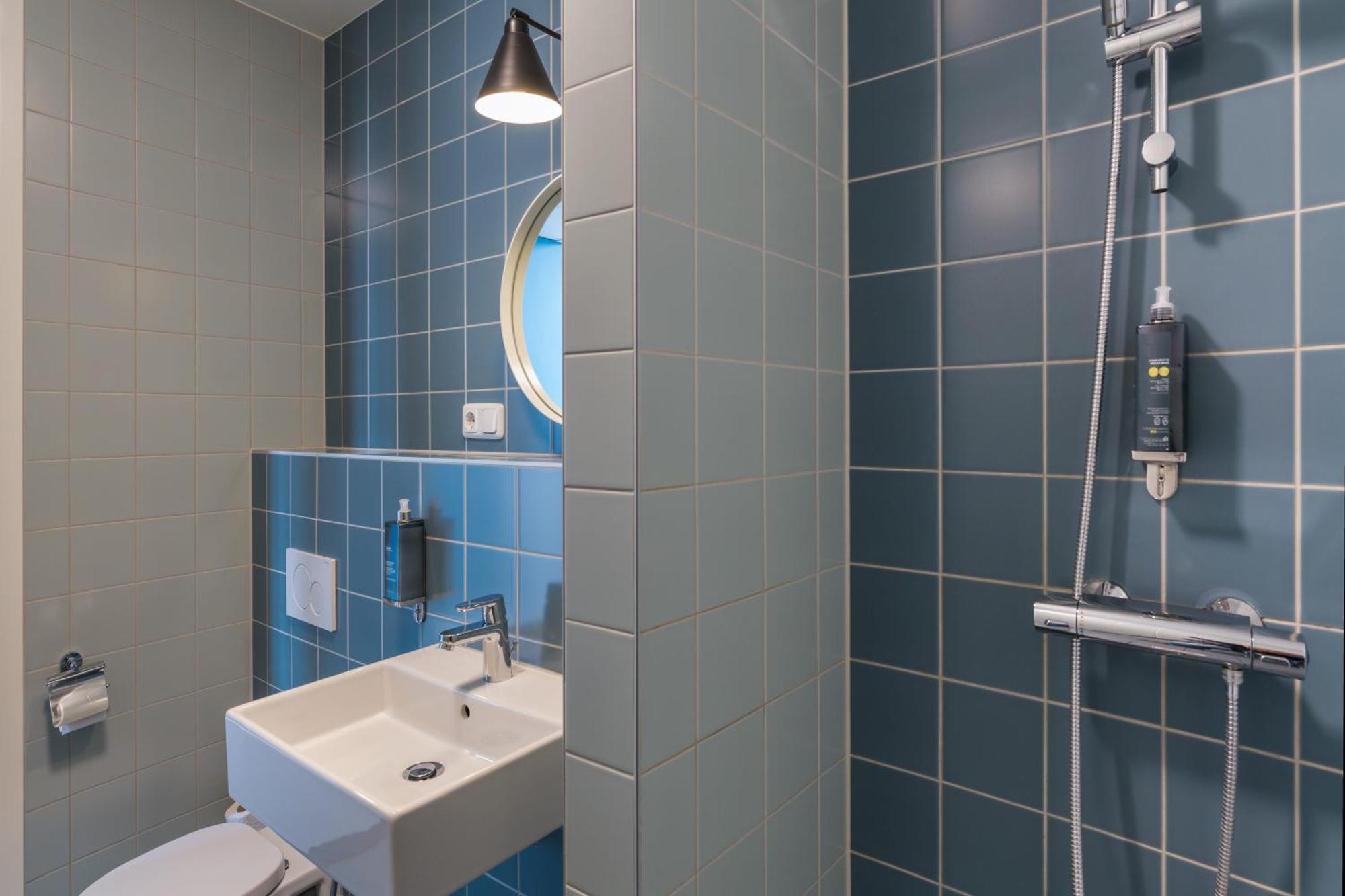 Quadruple Family Room Private Bathroom